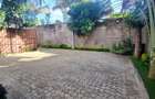4 Bed Villa with En Suite in Runda - 10