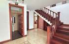 5 Bed House with En Suite at Rosslyn - 6