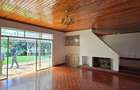 4 Bed House with En Suite at Loresho Creasent - 14