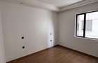 3 Bed Apartment with En Suite at Riverside Drive - 10