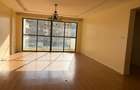 3 Bed Apartment with En Suite in Brookside - 6
