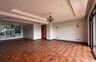 3 Bed Apartment with En Suite in Riverside - 1