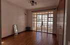 3 Bed Apartment with En Suite in Lavington - 7