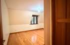 7 Bed House with En Suite in Runda - 11