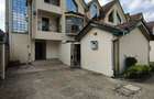 4 Bed Townhouse with En Suite at Lavington Green - 2
