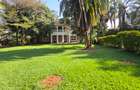 5 Bed House with En Suite at Hillview Clozse - 9
