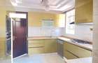 5 Bed Townhouse with En Suite in Lavington - 3