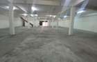 20,000 ft² Warehouse with Backup Generator in Industrial Area - 8