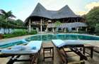 6 Bed Villa with En Suite in Diani - 1