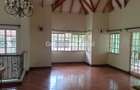 5 Bed House with En Suite in Rosslyn - 5