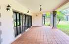 5 Bed Villa with En Suite in Gigiri - 16