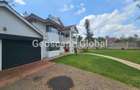 4 Bed House with En Suite in Runda - 18