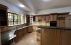 5 Bed Townhouse with En Suite in Lavington - 14