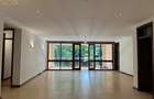 3 Bed Apartment with En Suite in Riverside - 1