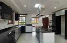 5 Bed House with En Suite in Runda - 7