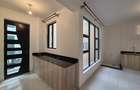 3 Bed Apartment with En Suite at Second Parklands - 10