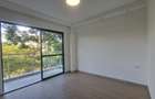 2 Bed Apartment with En Suite at Riverside Dr - 6