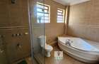 5 Bed Townhouse with En Suite in Lavington - 11