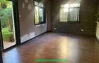 5 Bed Townhouse with En Suite at Lavington Green - 16