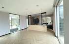5 Bed Townhouse with En Suite in Lavington - 6