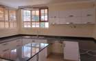4 Bed Townhouse with En Suite in Kyuna - 19