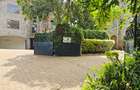 5 Bed Townhouse with En Suite in Lavington - 2