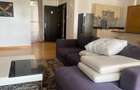 Serviced 2 Bed Apartment with En Suite at Brookside - 4