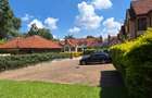 5 Bed Townhouse with En Suite in Lavington - 2