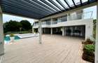 4 Bed House with En Suite at Hs84 - 2