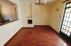 5 Bed House with En Suite in Lavington - 4