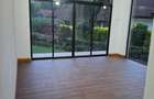 1 Bed Townhouse with En Suite in Spring Valley - 3