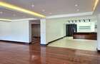 4 Bed House with En Suite at Old Runda - 4