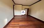5 Bed Villa with En Suite in Kitisuru - 4