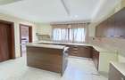 5 Bed Townhouse with En Suite at Lavington Green. - 10