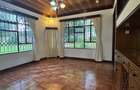 5 Bed House with En Suite in Runda - 11