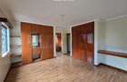 5 Bed House with En Suite at Westlands - 5