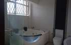 4 Bed Apartment with En Suite in Parklands - 4