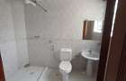 3 Bed Apartment with En Suite in Riverside - 9