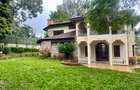 5 Bed House with En Suite in Runda - 2