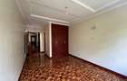 4 Bed Townhouse with En Suite at Hatheru Road - 7