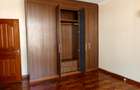 6 Bed House with En Suite in Kitisuru - 13