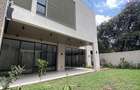 5 Bed Townhouse with En Suite in Lavington - 2