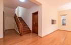 5 Bed Townhouse with En Suite at Kileleshwa - 6