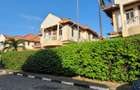 4 Bed Townhouse with En Suite in Nyali Area - 1