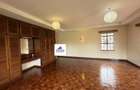5 Bed House with En Suite in Runda - 11
