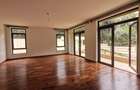 5 Bed Townhouse with En Suite at Lavington Green - 12
