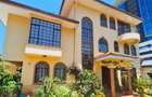5 Bed Townhouse with Garden in General Mathenge - 1