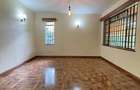 5 Bed Villa with En Suite in Nyari - 9