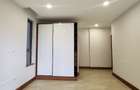 3 Bed Apartment with En Suite in Westlands Area - 8