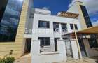 5 Bed Townhouse with En Suite in Lavington - 1